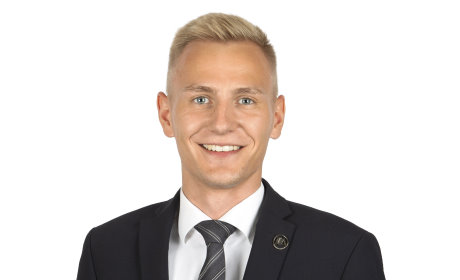 Luca-Marius Ahrens